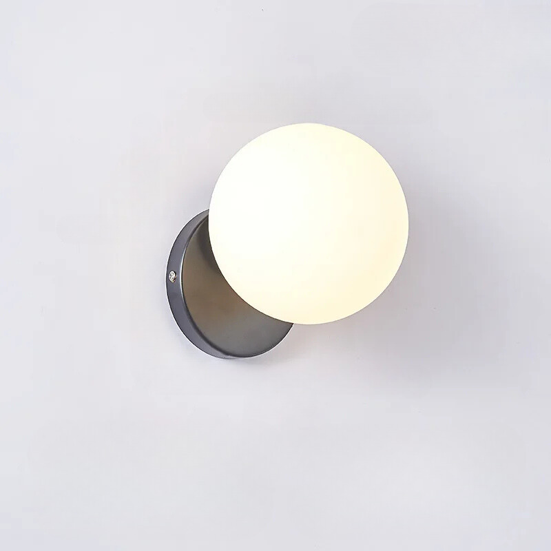 GoldLicht - Moderne Gouden Wandlamp Met Glazen Bol