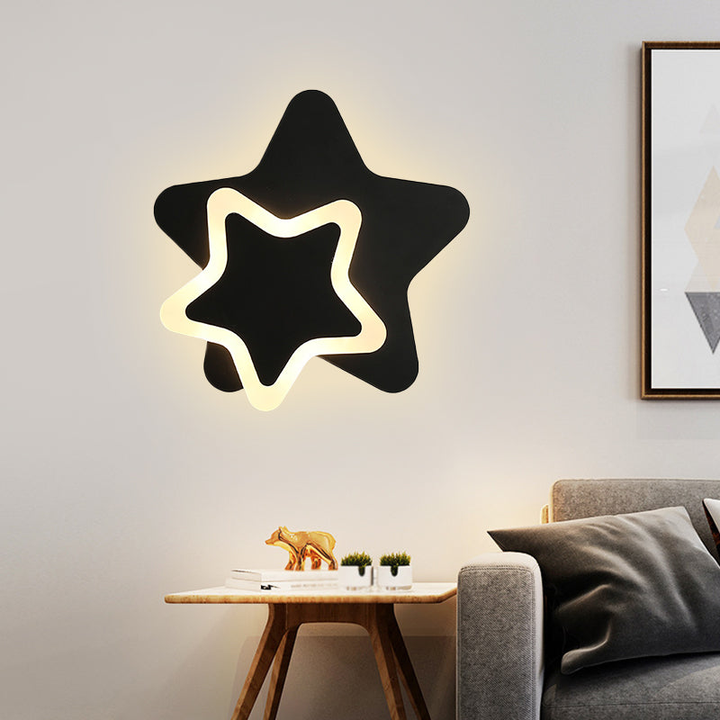 ScandinavianStar - Scandinavische LED Wandlamp in Zwart/Wit met Acrylschaduw