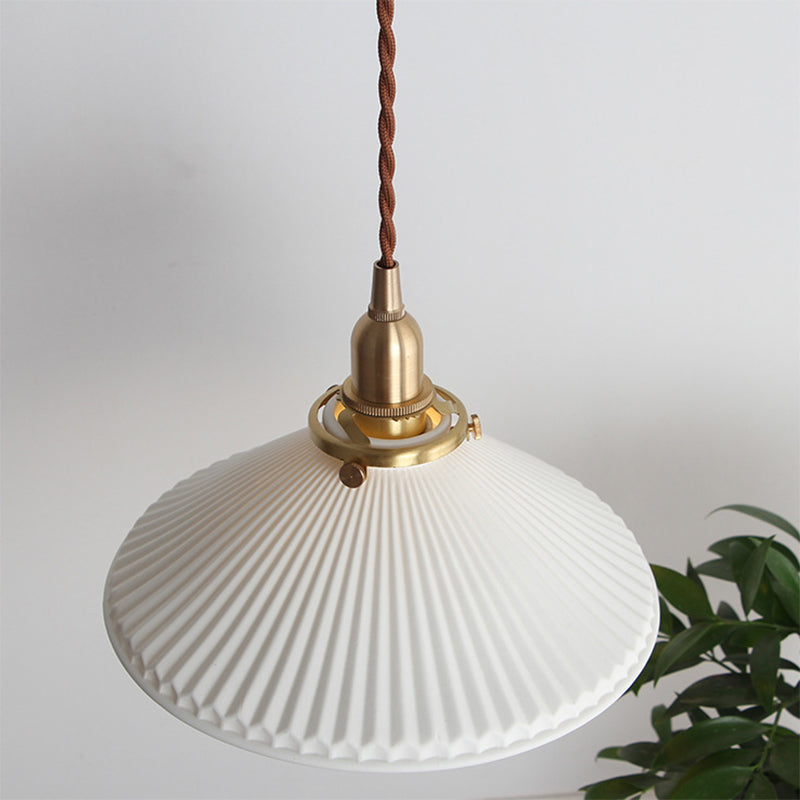 Witte Keramische Hanglamp met Geribbelde Kap