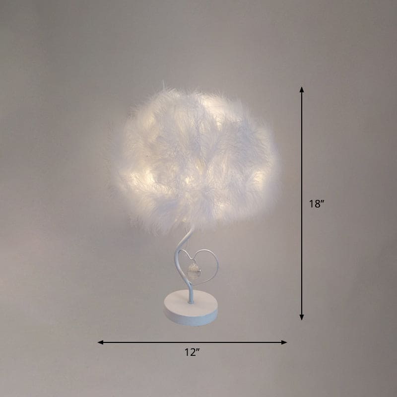 EvoGlow - Scandinavische Feather Cloud Tafellamp met Romantisch Design