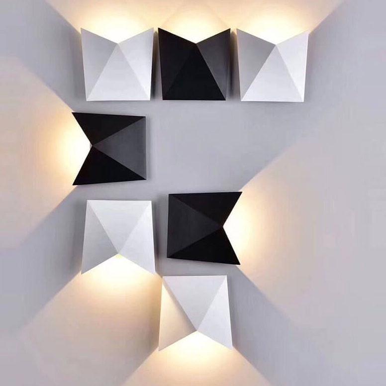 Moderne minimalistische Origami-LED-wandlamp met 1 licht