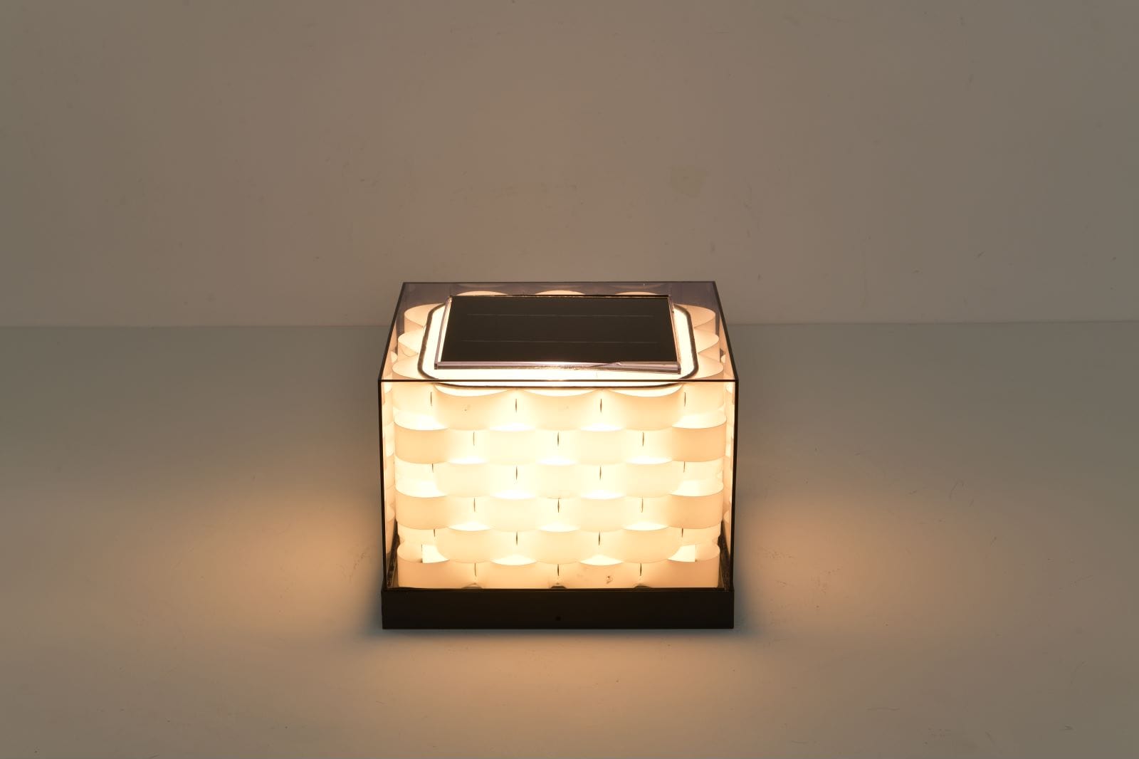 Cubed Weave Outdoor Light - Solar Buitenlamp