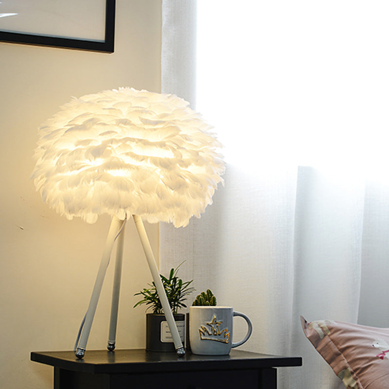 Elegante Veerlamp - Moderne Tafellamp in Wit