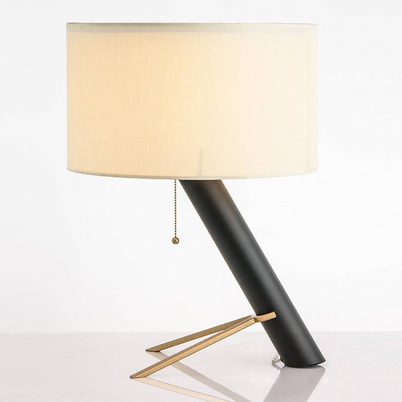 Minimalistische Tafellamp met Statief - Zwarte Metalen Lamp met Ronde Stoffen Kap