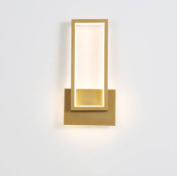 Moderne minimalistische LED-wandlamp in gouden rechthoekige vorm