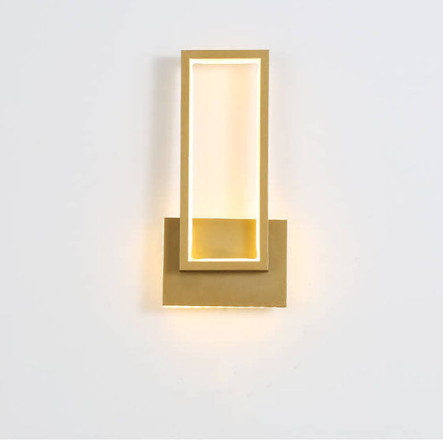 Moderne minimalistische LED-wandlamp in gouden rechthoekige vorm