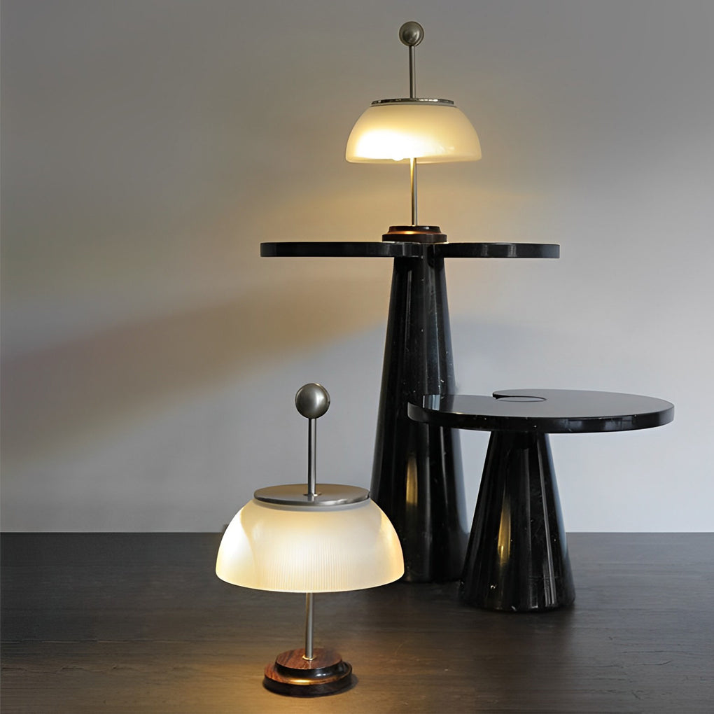 H Tafellamp met Glazen Kom Schaduw Italiaanse Decoratieve Lamp