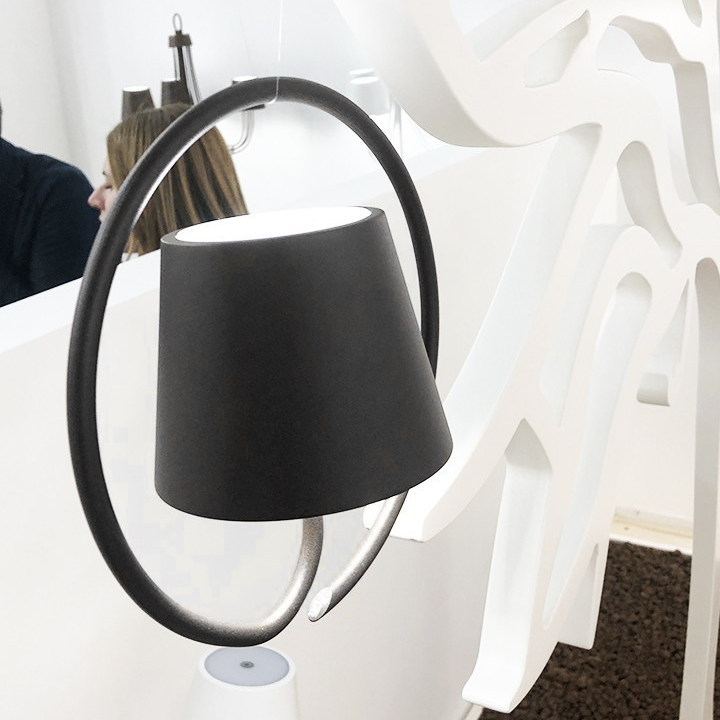 LichtWave - Elegant Hangende Lamp voor een Modern Interieur