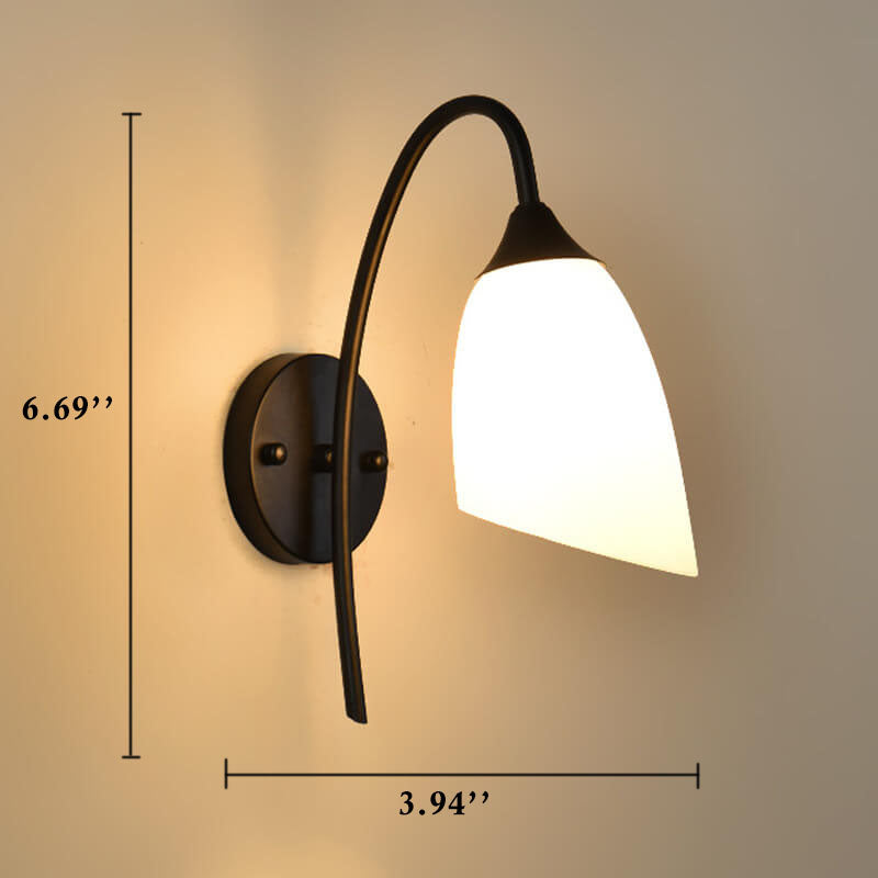 GloeiGlow - Moderne schuine, klokvormige wandlamp met arm