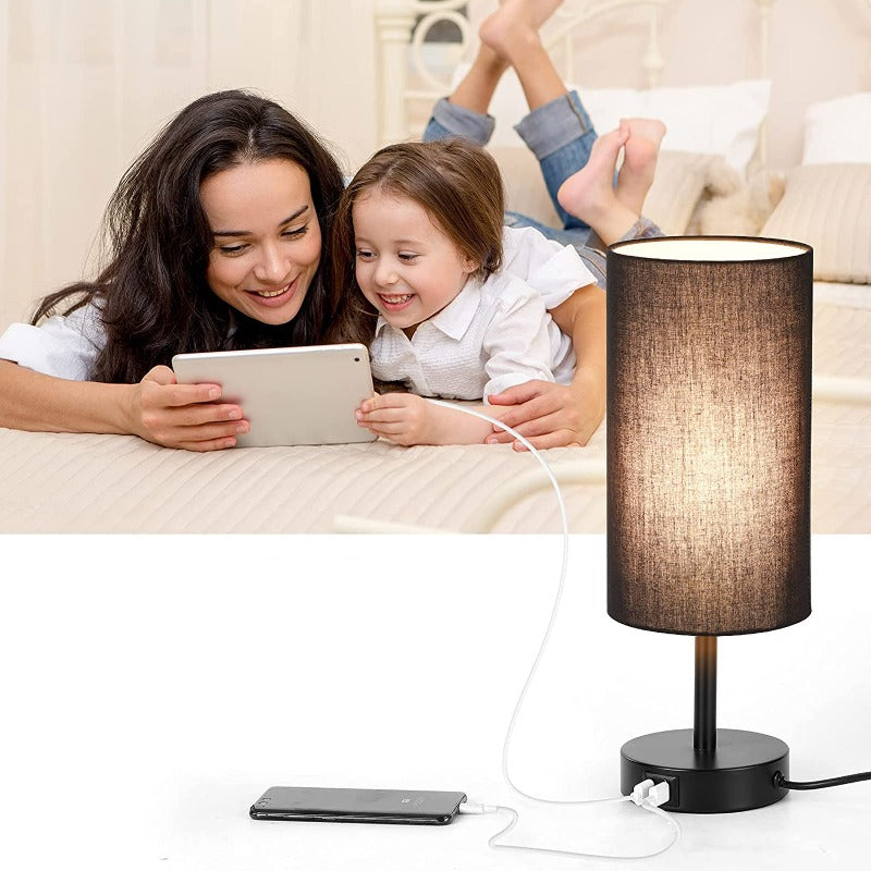 Touch Control Table Lamp - Tafellamp met USB Poorten en 3-weg Dimbare Flaxen Kap