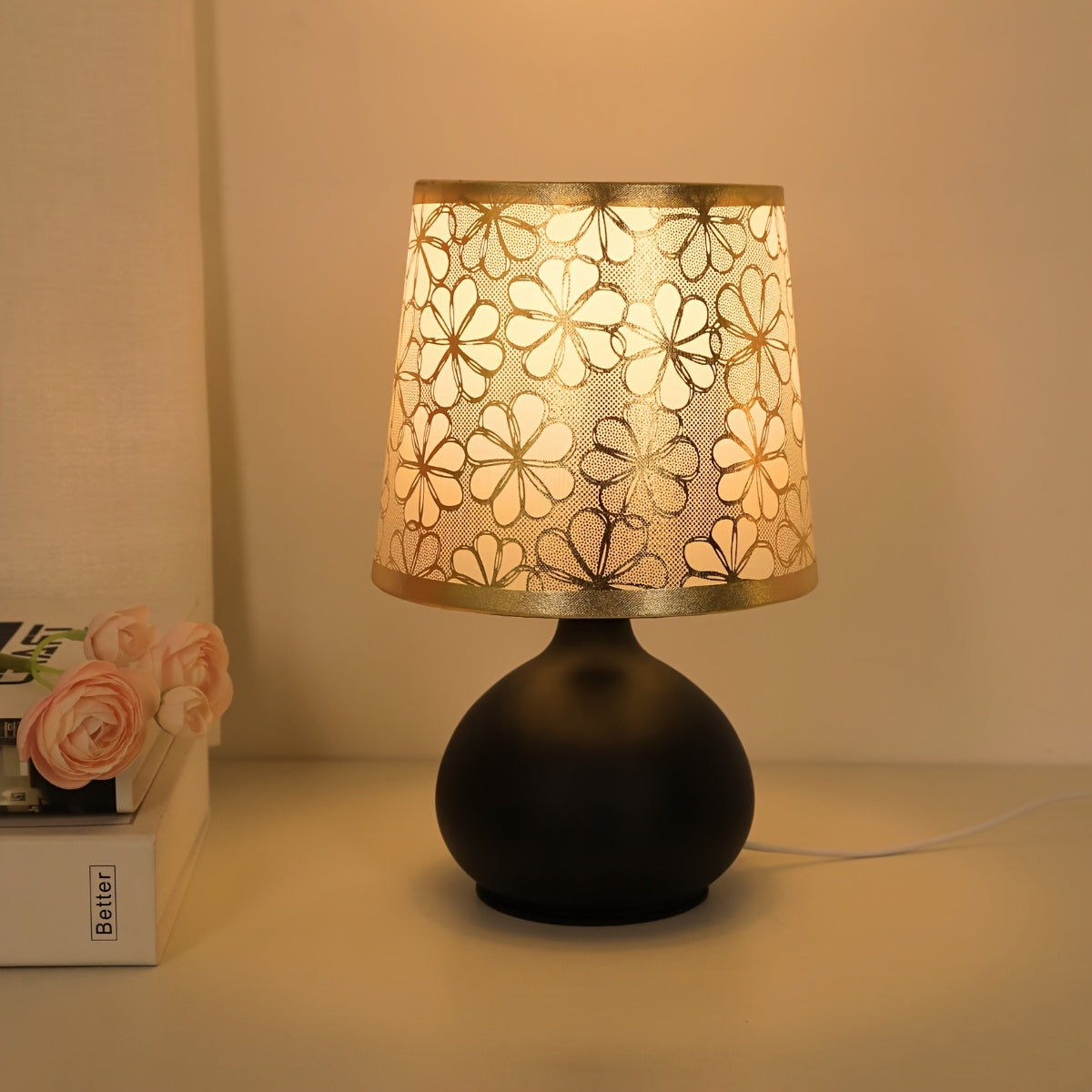 RetroLamp - Moderne Scandinavische Stoffen Tafellamp Metalen Voet USB