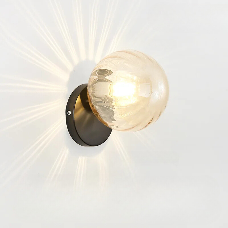 GoldLicht - Moderne Gouden Wandlamp Met Glazen Bol