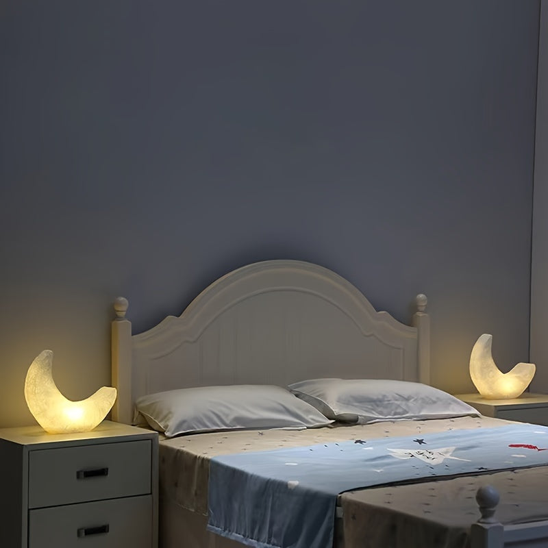 MoonGlow - Art Deco Crescent Moon Nachtlamp, Batterijgevoed met Schakelaar