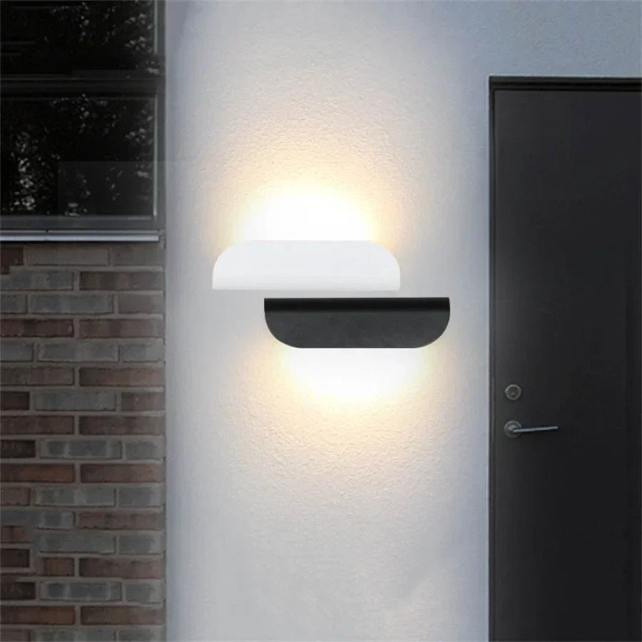 LumiGuard - Waterdichte LED Wandlamp voor Buiten, Modern en Energiezuinig