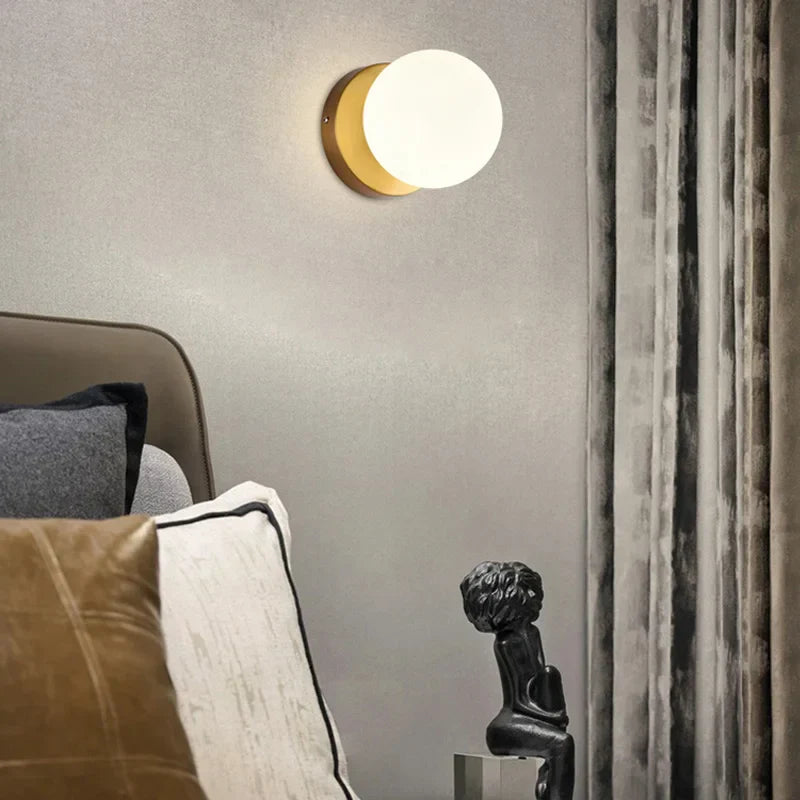 LuxAura - Stijlvolle LED Wandlamp voor Interieur