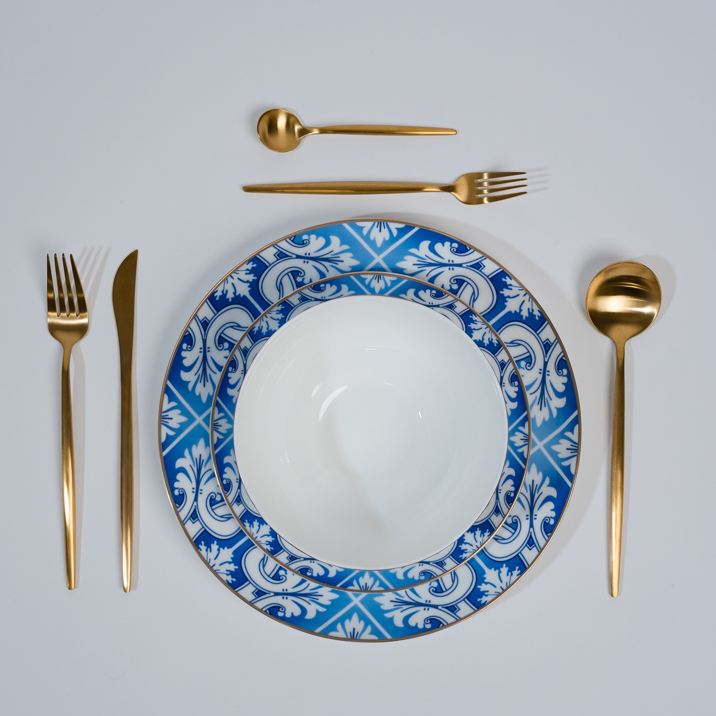 Blauw en Wit met Gouden Rand Bordenset