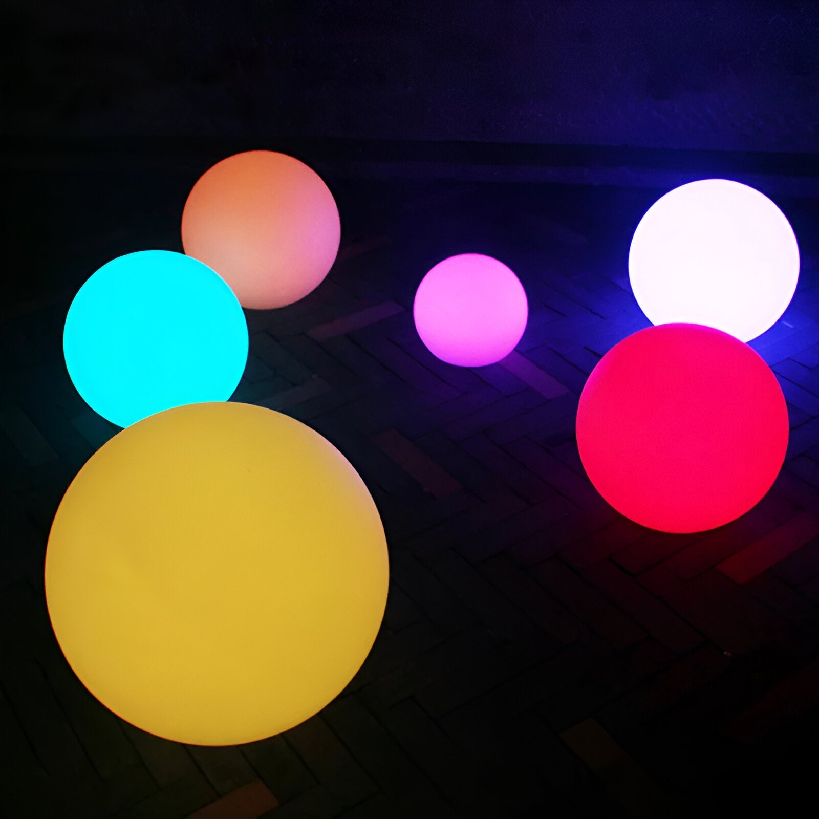 GlimmerSphere LED Buiten Decoratie - Kleurenwisselende, Waterdichte Zwevende Bollen