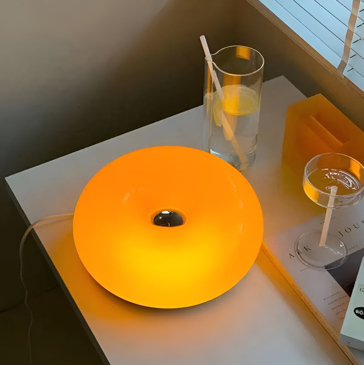 Orange Donut Lamp - Stijlvolle Wandleuchte en Tafellamp