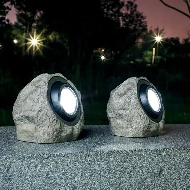 SolarRock - Solar Tuinlamp in Steenlook – Weerbestendige LED Buitenverlichting met Zonnepaneel