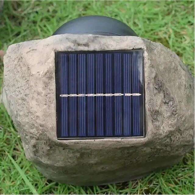 SolarRock - Solar Tuinlamp in Steenlook – Weerbestendige LED Buitenverlichting met Zonnepaneel