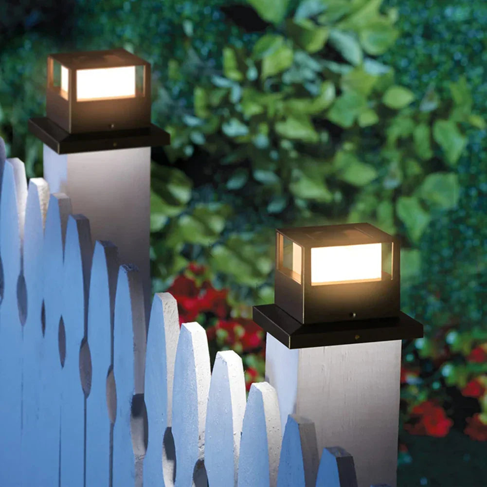 SolarGlow – LED Solar Kolomlamp voor Buiten – Weerbestendige & Energiezuinige Tuinverlichting