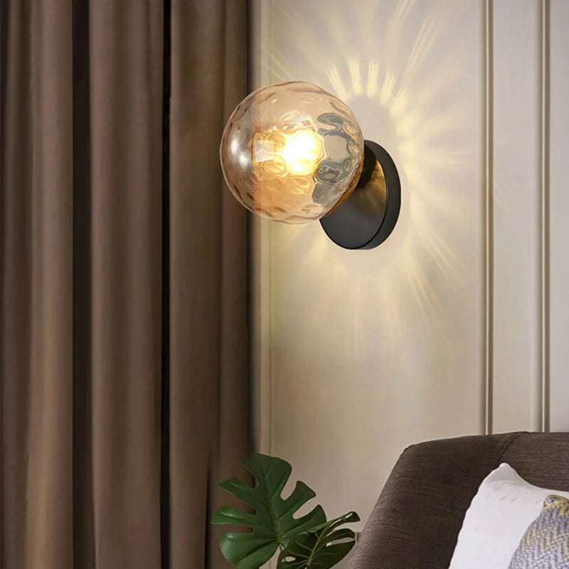 GoldLicht - Moderne Gouden Wandlamp Met Glazen Bol