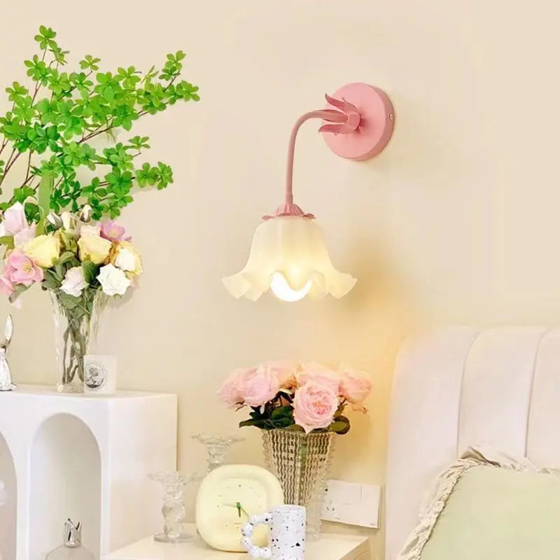 FrenchBloom - Wandlamp Slaapkamer Met Bloem Design