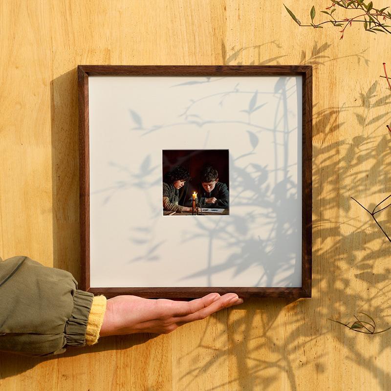 Notenbruine Vierkante Houten Fotolijsten