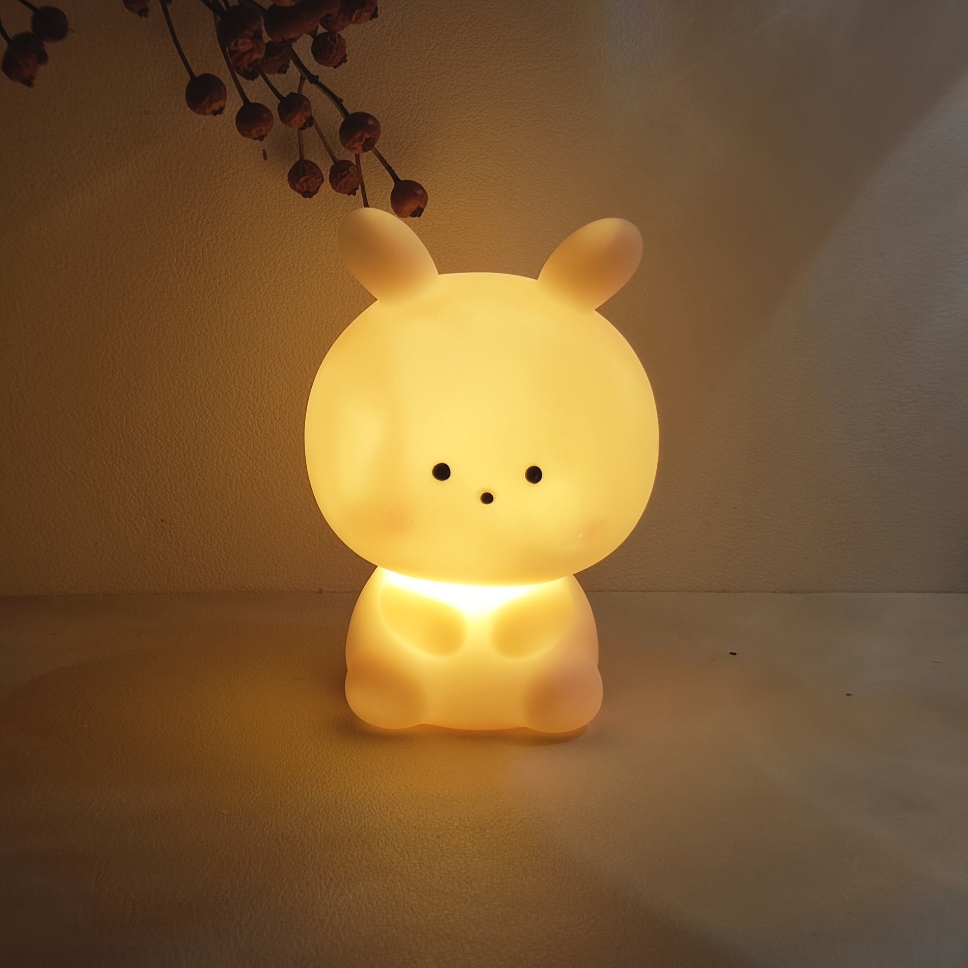 BunnyBright - Grotekop Konijn LED Tafellamp met Batterijvoeding en Anime Design