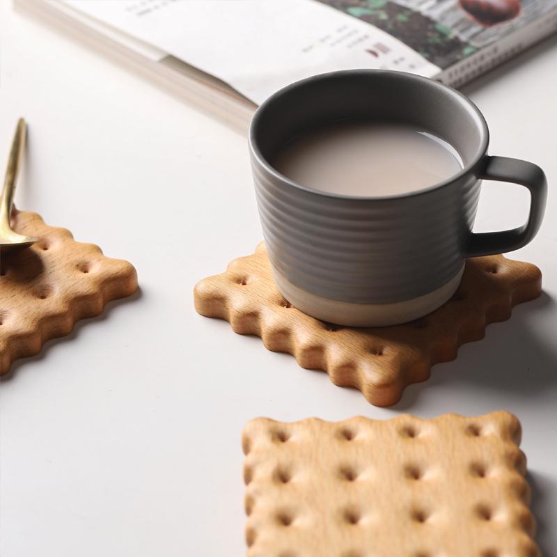 2-delige Houten Onderzetters Geïnspireerd door Biscuit