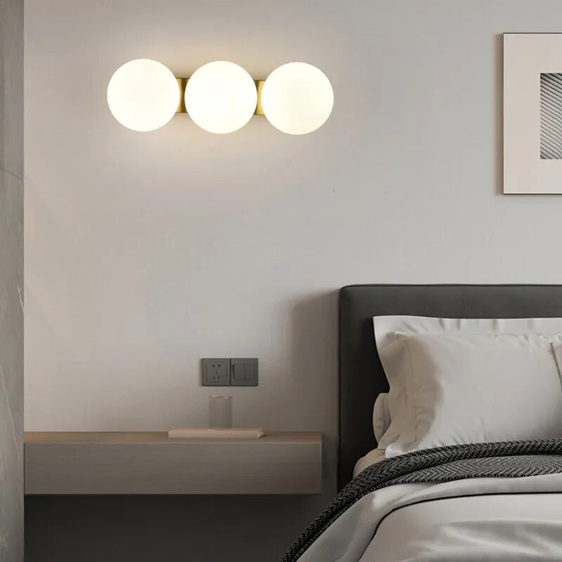 LuxAura - Stijlvolle LED Wandlamp voor Interieur