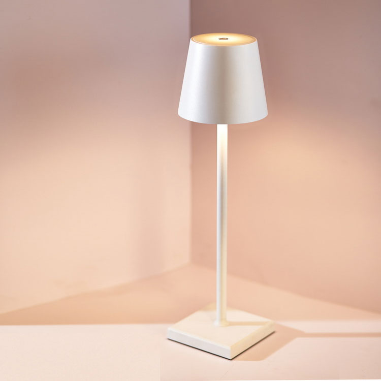 LumiGlow - Draadloze Oplaadbare Scandinavische Design Tafellamp